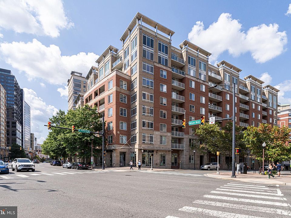 1st image of 820 N Pollard St APT 806