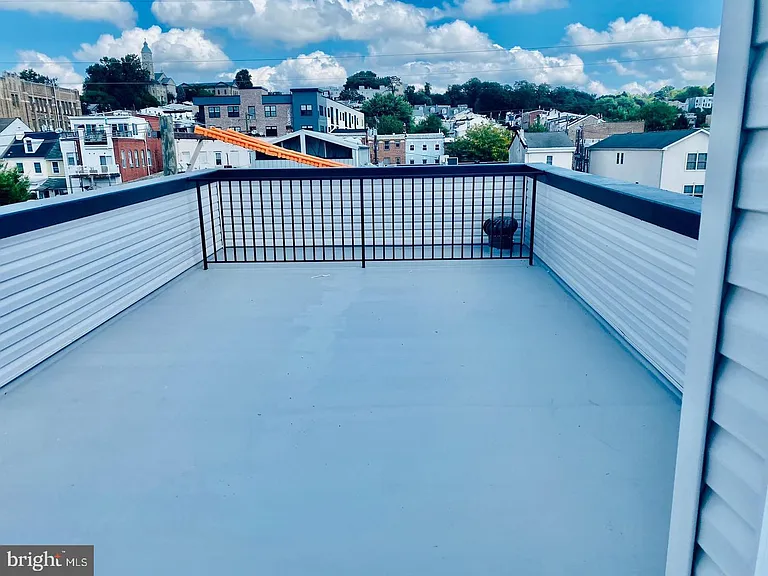 4630 Canton St — Photo 37