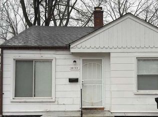 18285 Codding St, Detroit, MI 48219