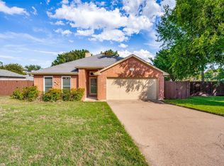 920 N Carolina Ave, Midlothian, TX 76065