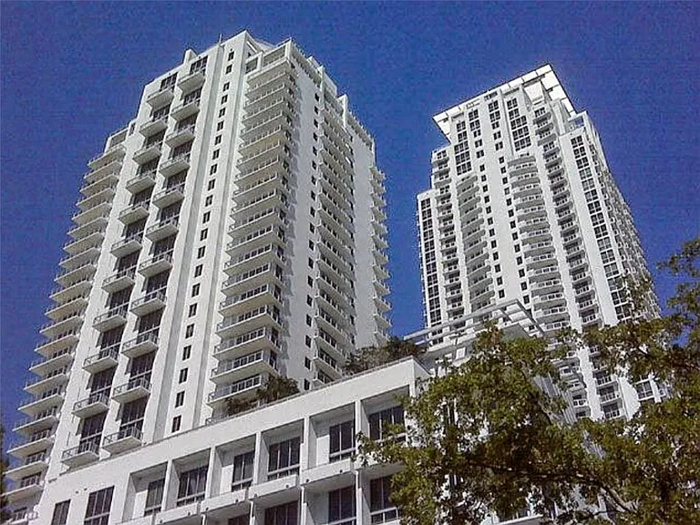 1060 Brickell Ave #1617 — Photo 12