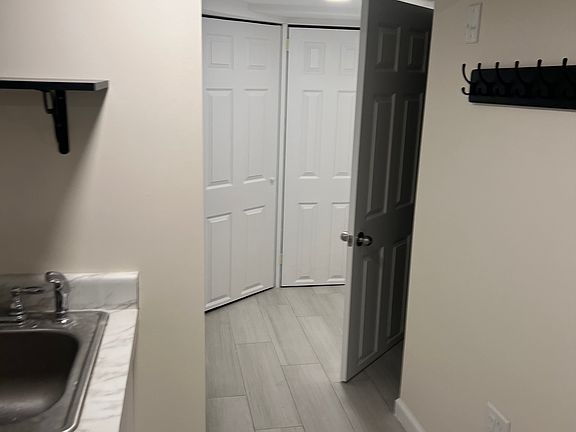 2nd image of 19 Rock Ridge Rd