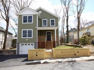 101 Watkins Ave, Middletown, NY 10940