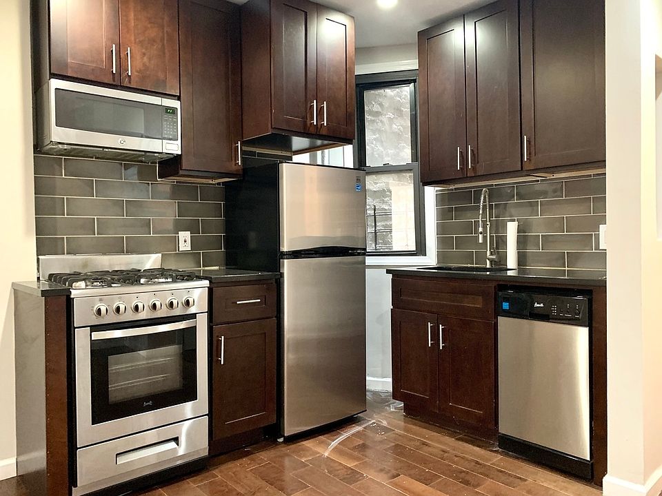 1st image of 280 W 11th St #2B