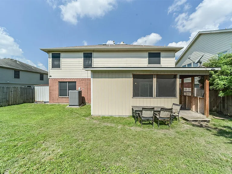 3818 Brook Garden Ln — Photo 7