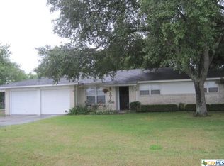 301 Ball Airport Rd, Victoria, TX 77904