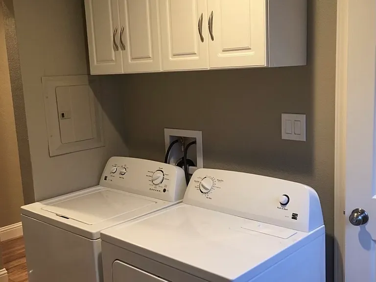 washer/dryer in your own unit!