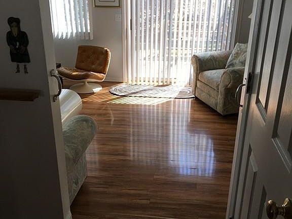 3rd image of 65 Gaslight Ln