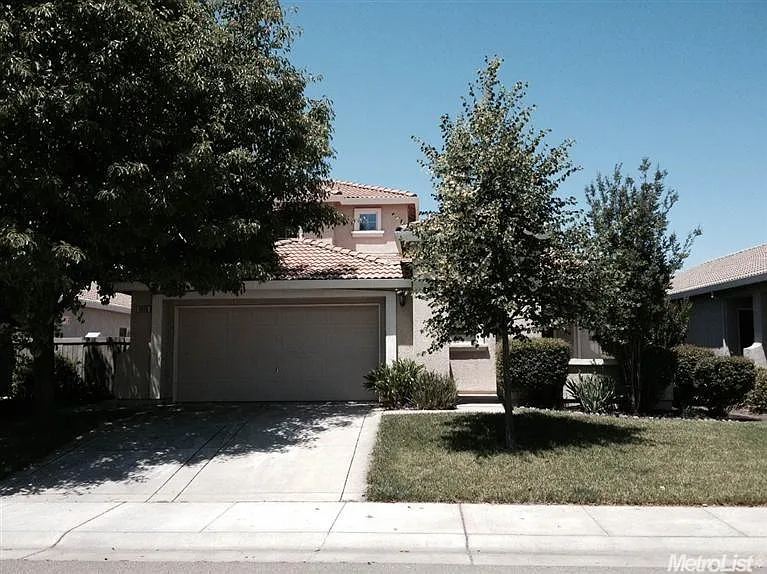 1915 Jim Casebolt Way photo 1