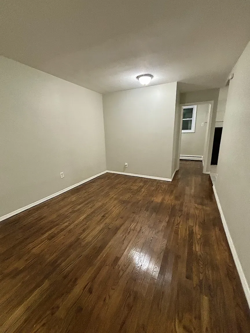 48 Carteret St — Photo 3