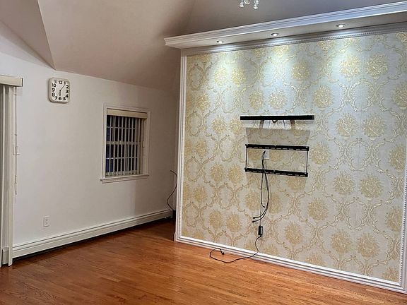 2nd image of 9-12 123rd St