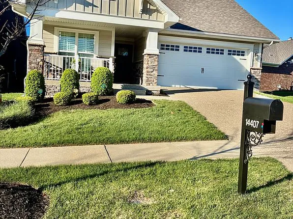 14407 Signature Point Dr, Louisville, KY 40299