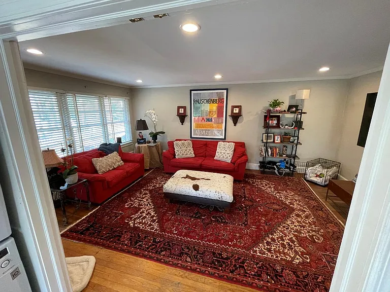 147 Lindbergh Dr NE #A — Photo 3