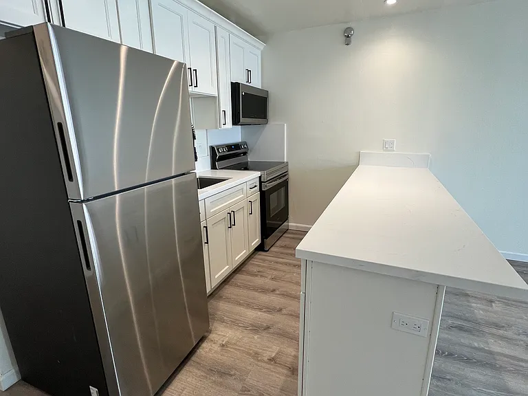 2511 Prince St #3 — Photo 8
