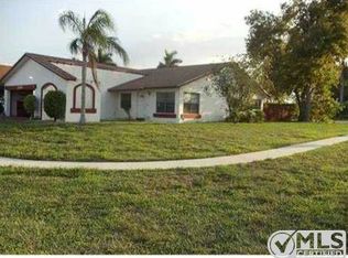 21467 Woodchuck Ct, Boca Raton, FL 33428