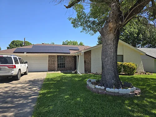 2711 Canary Cir Photo 1