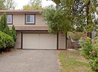 4555 Scott Trl, Eagan, MN 55122