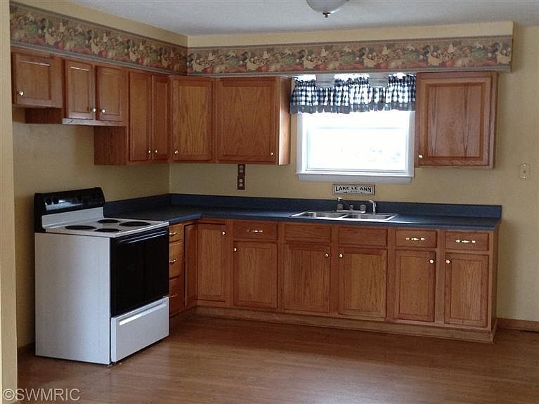 2nd image of 11502 Bradley Dr