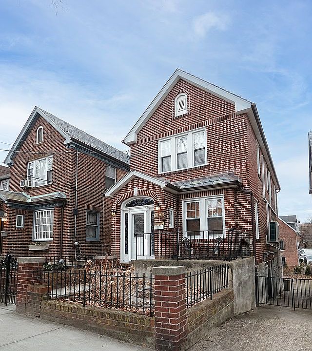 1st image of 6126 Fieldston Rd