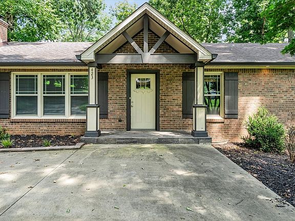 3rd image of 423 Rivermont Dr