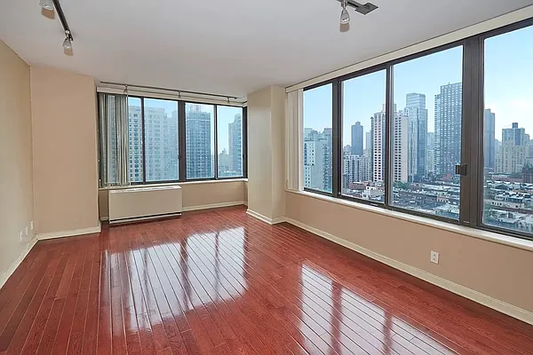 Rented by Compass | media 1