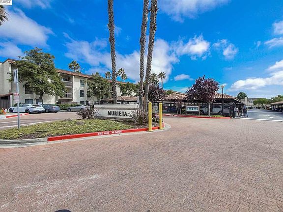 2nd image of 39931 Cedar Blvd Unit 203