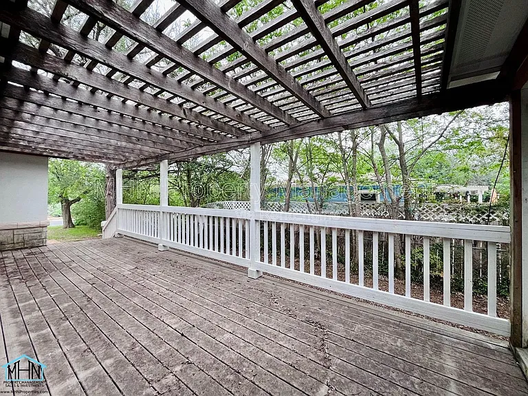 810 Elizabeth Rd — Photo 29