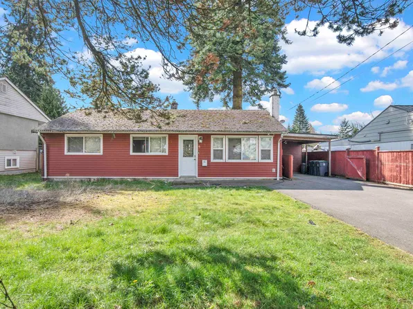 10125 Helen Dr, Surrey, BC V3V 3B4