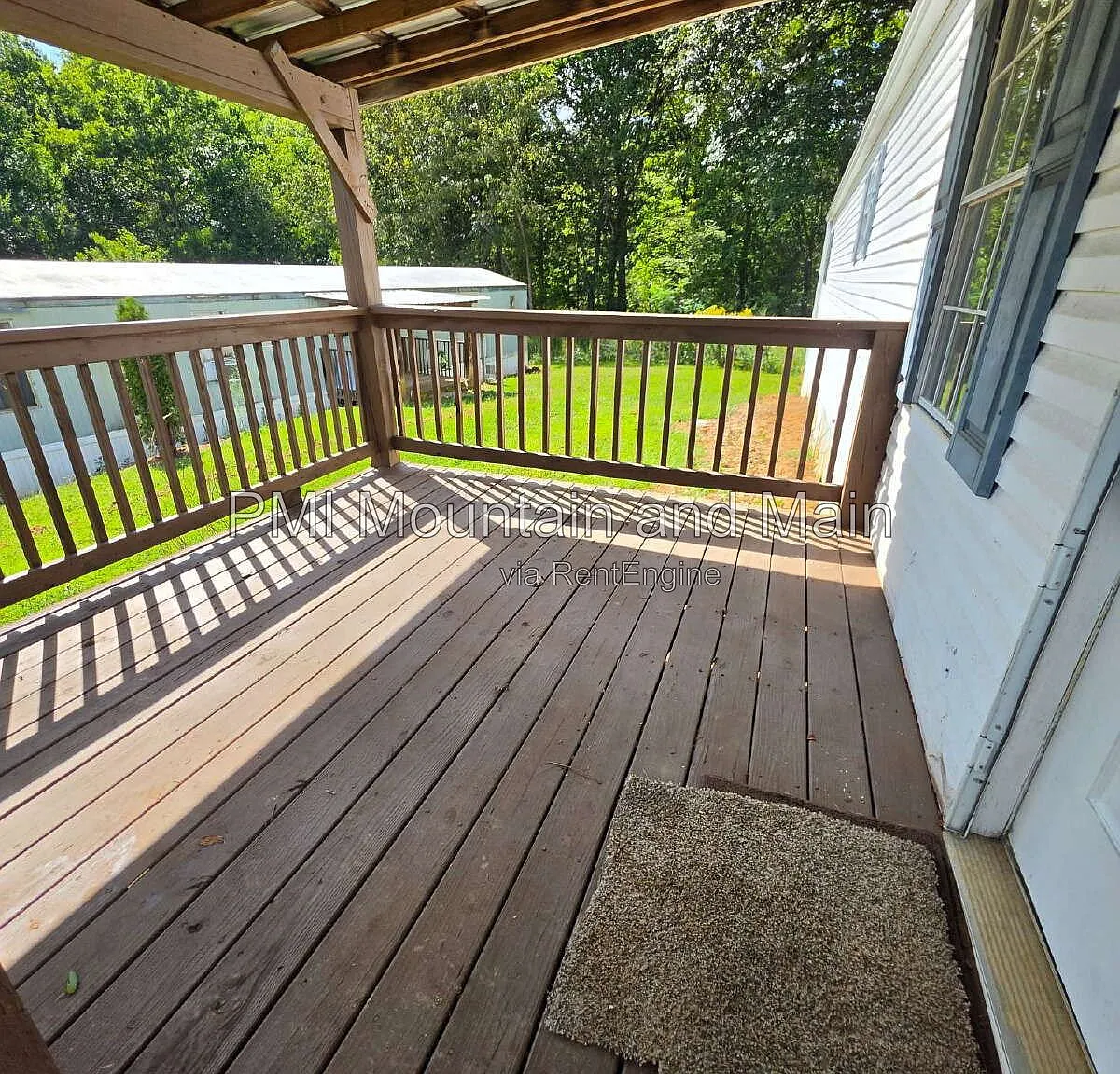 3 bed, 2.0 bath, $1,395 — Photo 2