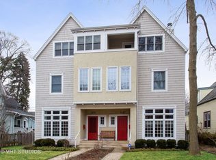 2669 Prairie Ave, Evanston, IL 60201