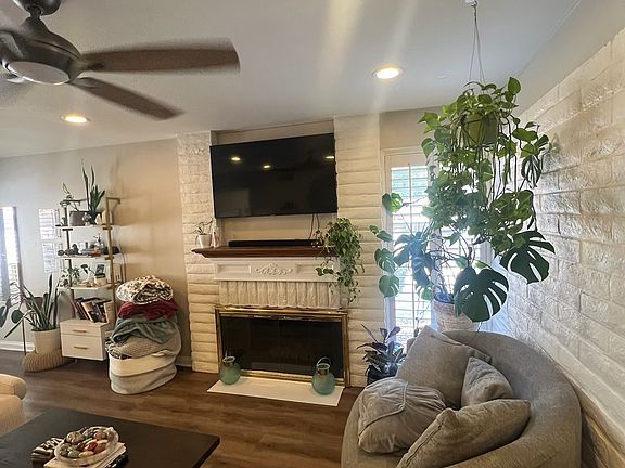 2nd image of 4233 Collwood Ln