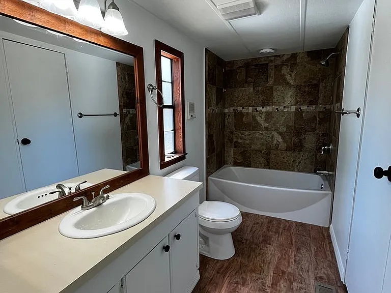 7004A Mills Rd — Photo 11