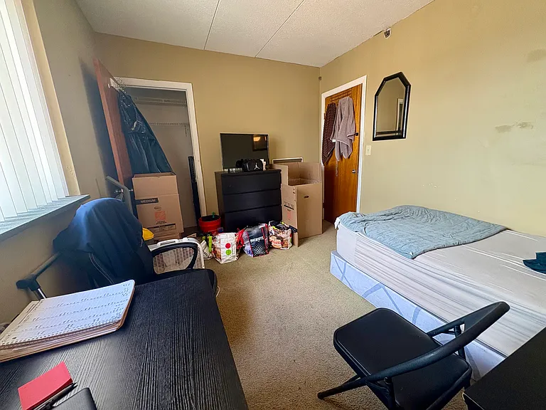 23 Ferry St #20 — Photo 6