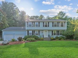 89 Flanagan Dr, Framingham, MA 01701