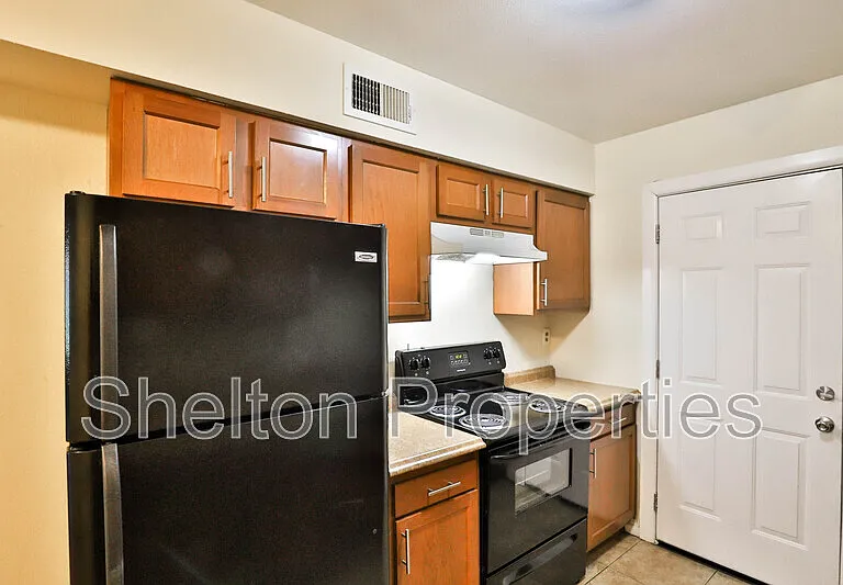 339 S Stapley Dr #106 — Photo 7