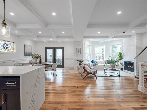 4th image of 15 Spring Hill Ter