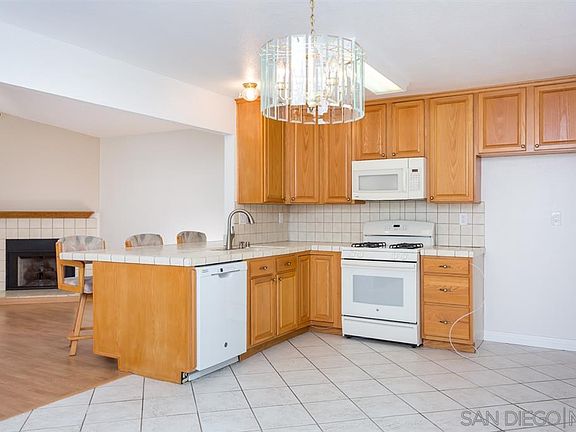 5th image of 8766 Pagoda Way