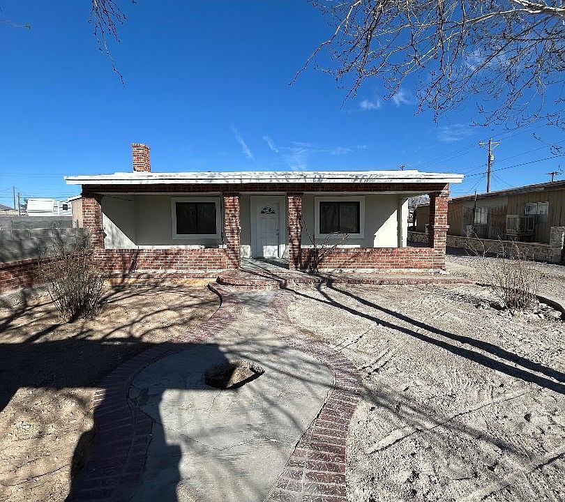 1st image of 8068 N Desert Blvd