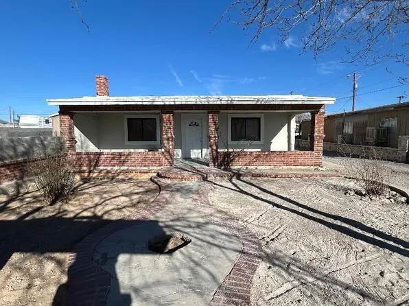 8068 N Desert Blvd, Canutillo, TX 79835