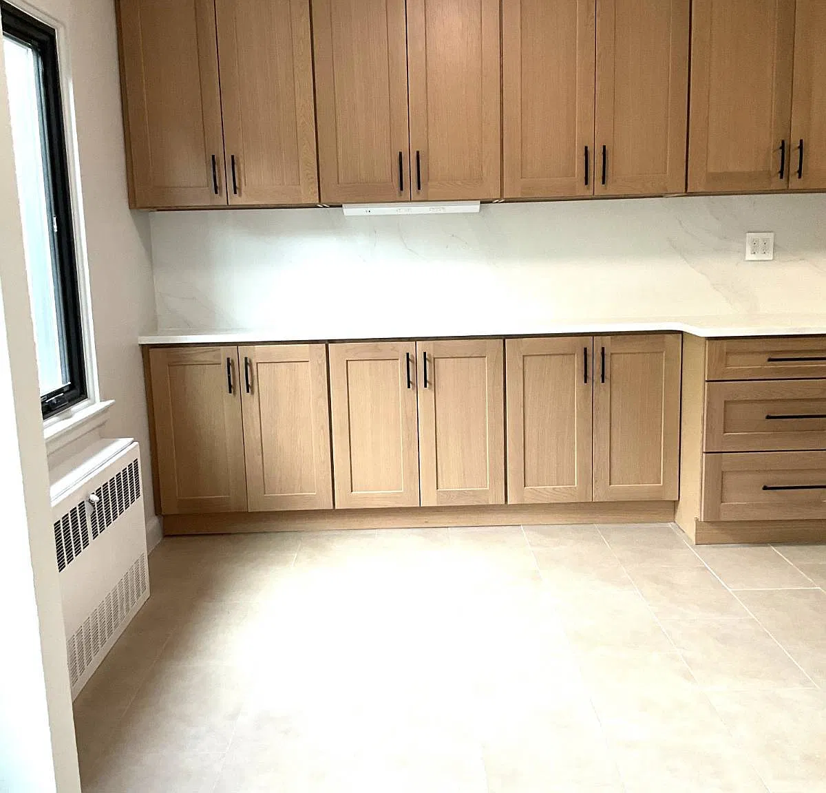 2 bed, 1.0 bath, 946 sqft, $2,975 — Photo 2