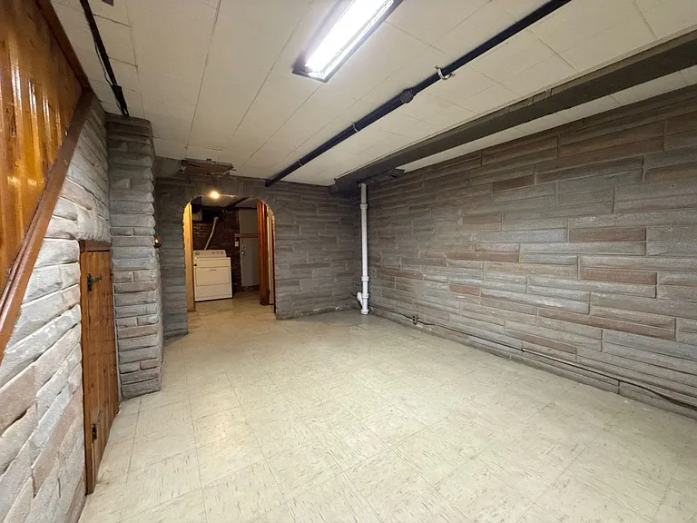 333 N Grantley St — Photo 7