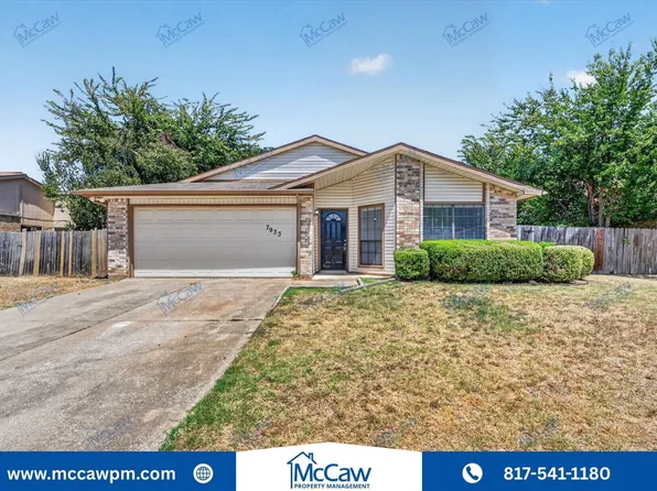 7933 Bermejo Rd, Fort Worth, TX 76112