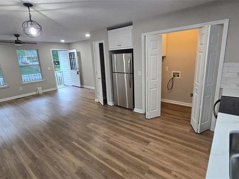 3025 Mangum Dr #A — Photo 13