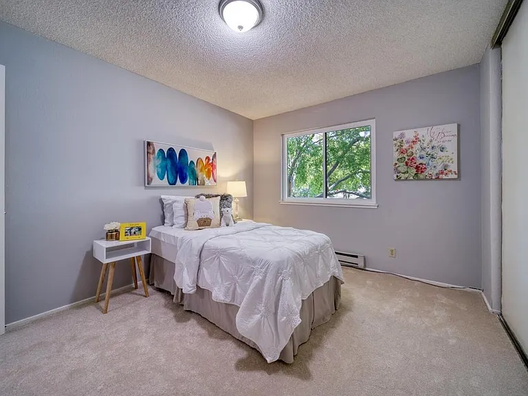 1178 N Abbott Ave — Photo 17