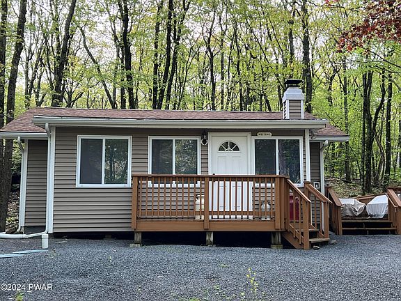 3rd image of 323 Forest Dr