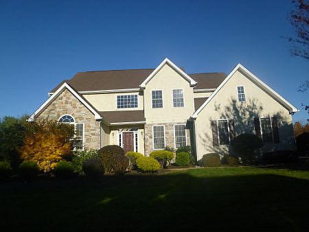 2nd image of 1 Rockland Manor Rd