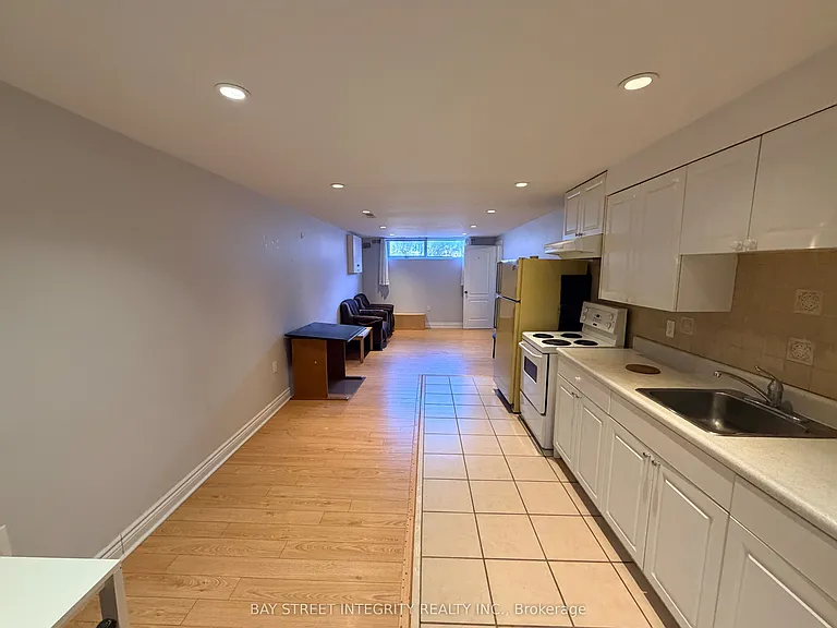 59 Christina Cres #BASEMENT — Photo 6