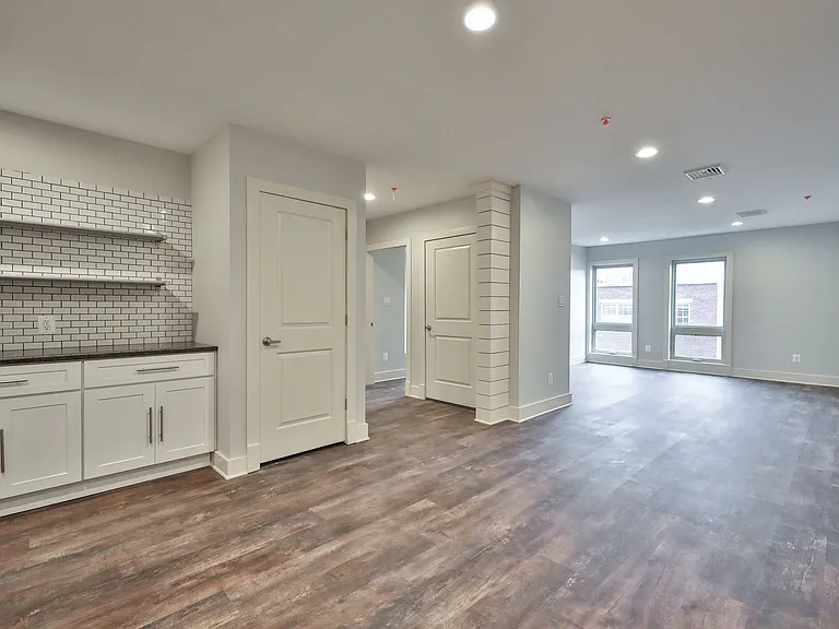 1320 N Franklin St #2 — Photo 15