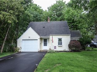 156 Valley Rd, Rochester, NY 14618