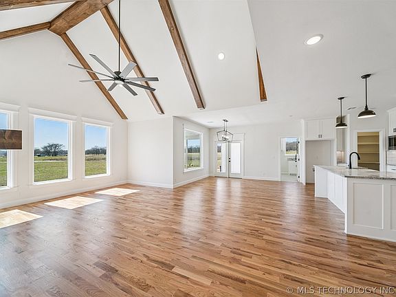 4th image of 21481 S 4190th Rd